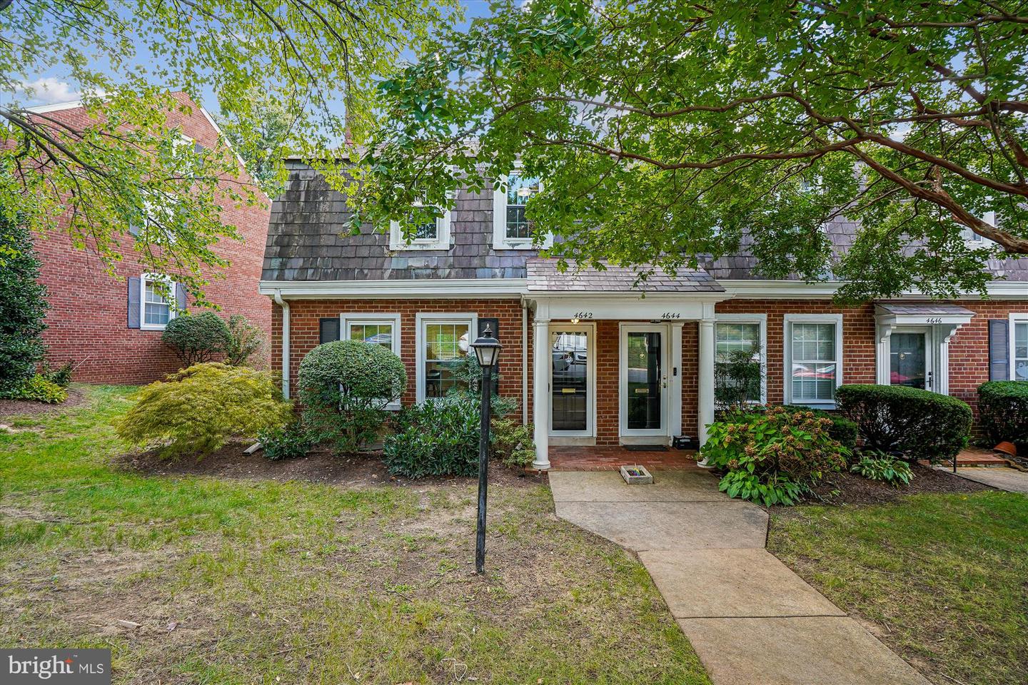 4642 31ST RD S, ARLINGTON, Virginia 22206, 3 Bedrooms Bedrooms, ,2 BathroomsBathrooms,Residential,For sale,4642 31ST RD S,VAAR2062706 MLS # VAAR2062706