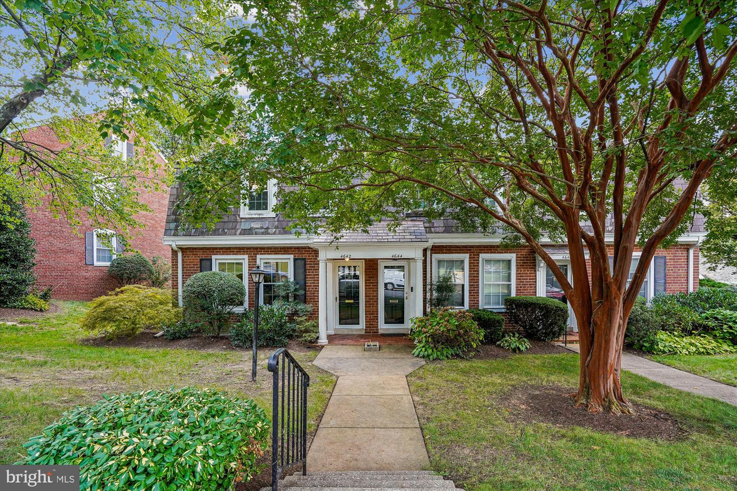 4642 31ST RD S, ARLINGTON, Virginia 22206, 3 Bedrooms Bedrooms, ,2 BathroomsBathrooms,Residential,For sale,4642 31ST RD S,VAAR2062706 MLS # VAAR2062706