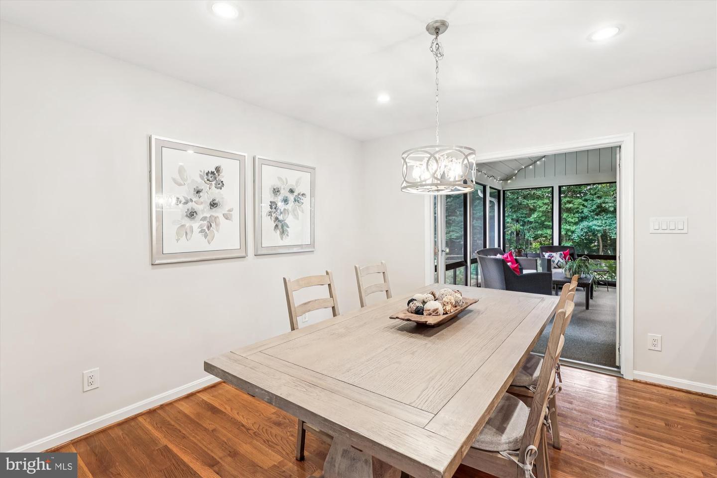 8221 CAPTAIN HAWKINS CT, ANNANDALE, Virginia 22003, 4 Bedrooms Bedrooms, ,2 BathroomsBathrooms,Residential,For sale,8221 CAPTAIN HAWKINS CT,VAFX2263450 MLS # VAFX2263450