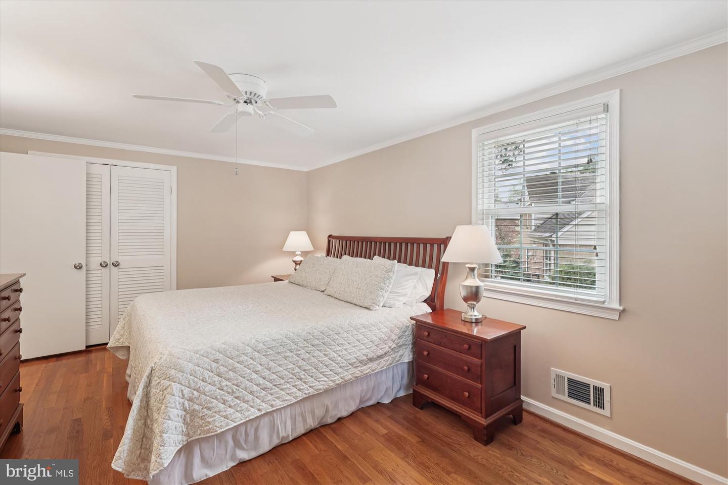 8221 CAPTAIN HAWKINS CT, ANNANDALE, Virginia 22003, 4 Bedrooms Bedrooms, ,2 BathroomsBathrooms,Residential,For sale,8221 CAPTAIN HAWKINS CT,VAFX2263450 MLS # VAFX2263450