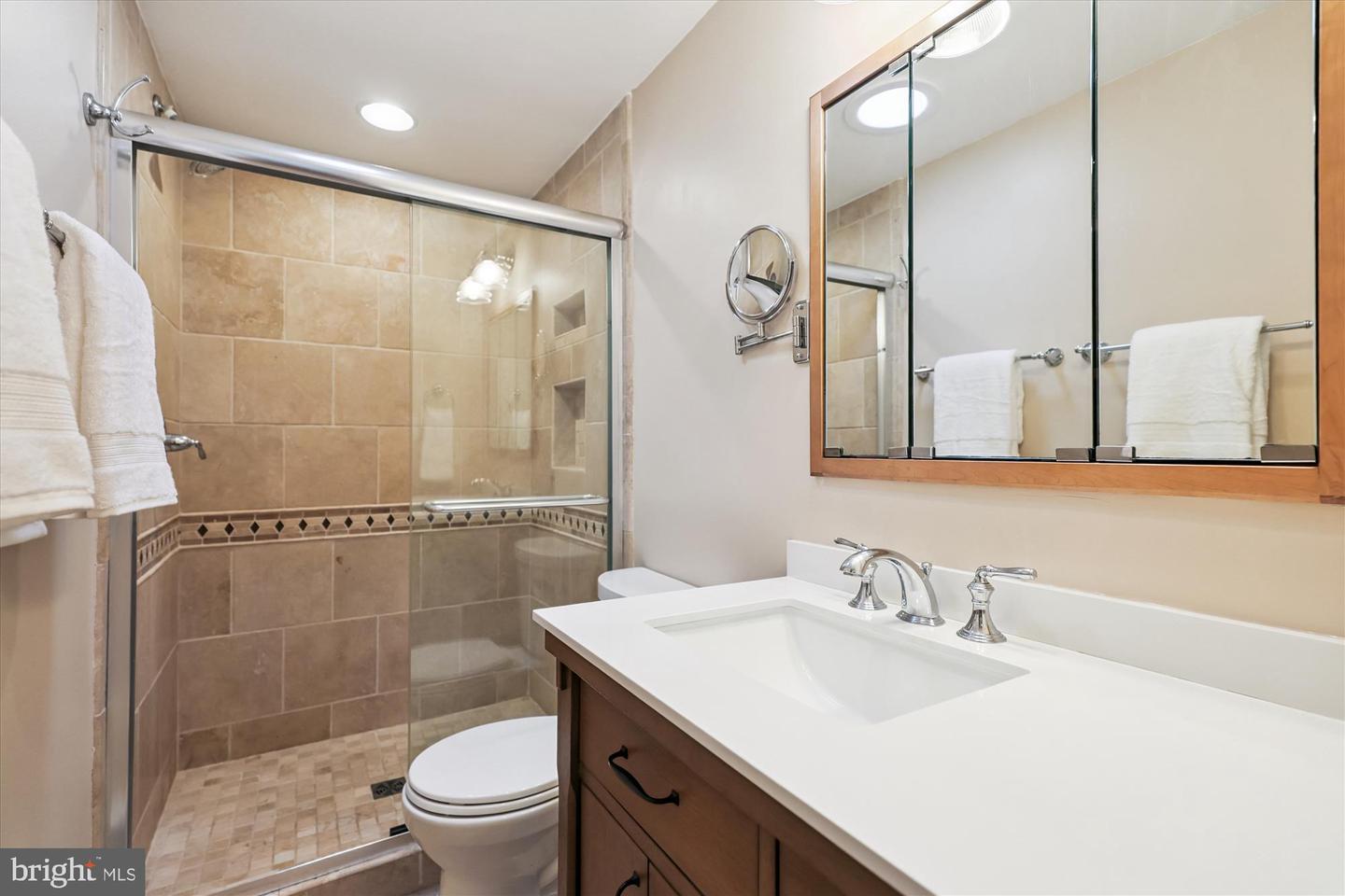 8221 CAPTAIN HAWKINS CT, ANNANDALE, Virginia 22003, 4 Bedrooms Bedrooms, ,2 BathroomsBathrooms,Residential,For sale,8221 CAPTAIN HAWKINS CT,VAFX2263450 MLS # VAFX2263450