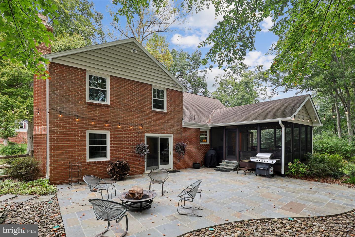 8221 CAPTAIN HAWKINS CT, ANNANDALE, Virginia 22003, 4 Bedrooms Bedrooms, ,2 BathroomsBathrooms,Residential,For sale,8221 CAPTAIN HAWKINS CT,VAFX2263450 MLS # VAFX2263450