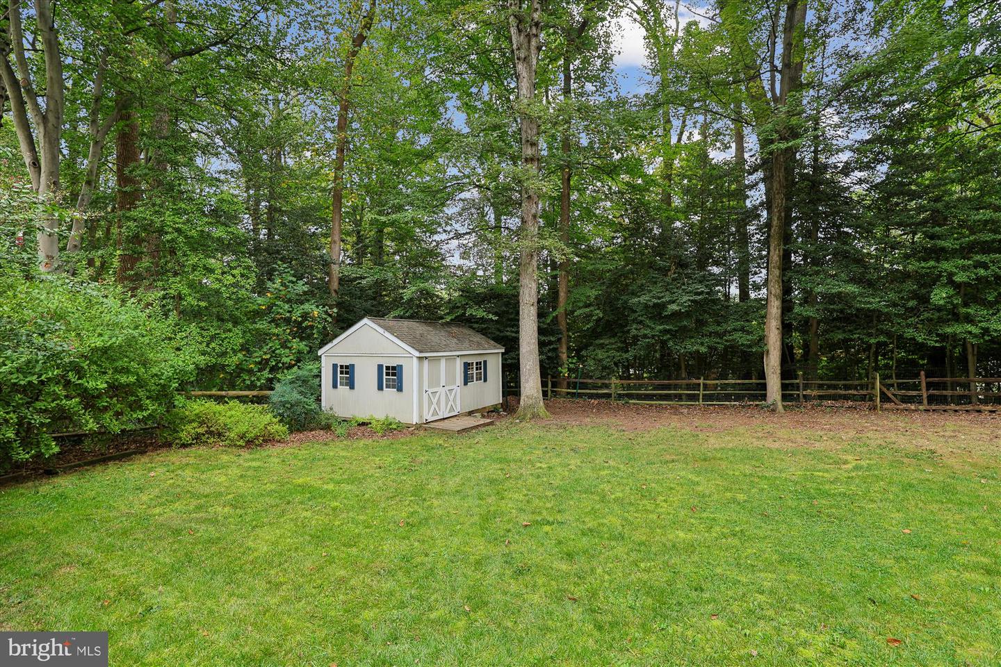 8221 CAPTAIN HAWKINS CT, ANNANDALE, Virginia 22003, 4 Bedrooms Bedrooms, ,2 BathroomsBathrooms,Residential,For sale,8221 CAPTAIN HAWKINS CT,VAFX2263450 MLS # VAFX2263450