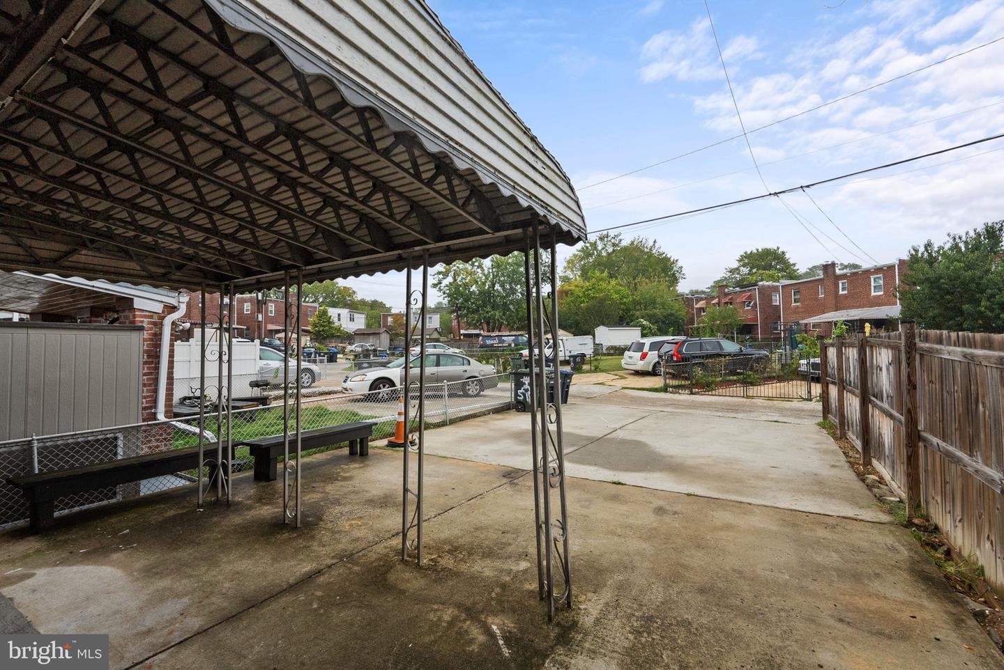 518 RIGGS RD NE, WASHINGTON, District Of Columbia 20011, 3 Bedrooms Bedrooms, ,1 BathroomBathrooms,Residential,For sale,518 RIGGS RD NE,DCDC2221646 MLS # DCDC2221646