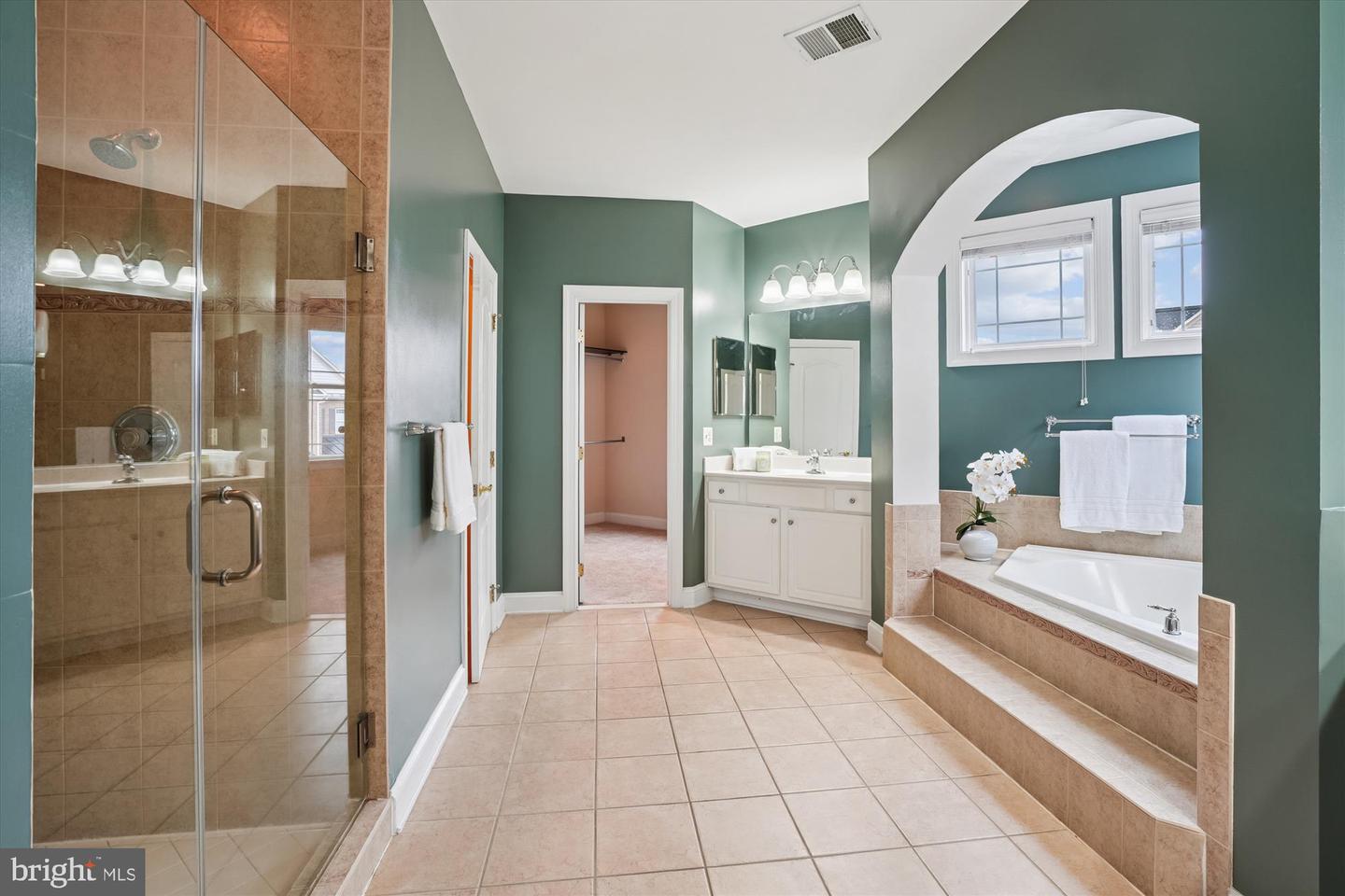 8761 FLOWERING DOGWOOD LN, LORTON, Virginia 22079, 6 Bedrooms Bedrooms, ,3 BathroomsBathrooms,Residential,For sale,8761 FLOWERING DOGWOOD LN,VAFX2266914 MLS # VAFX2266914