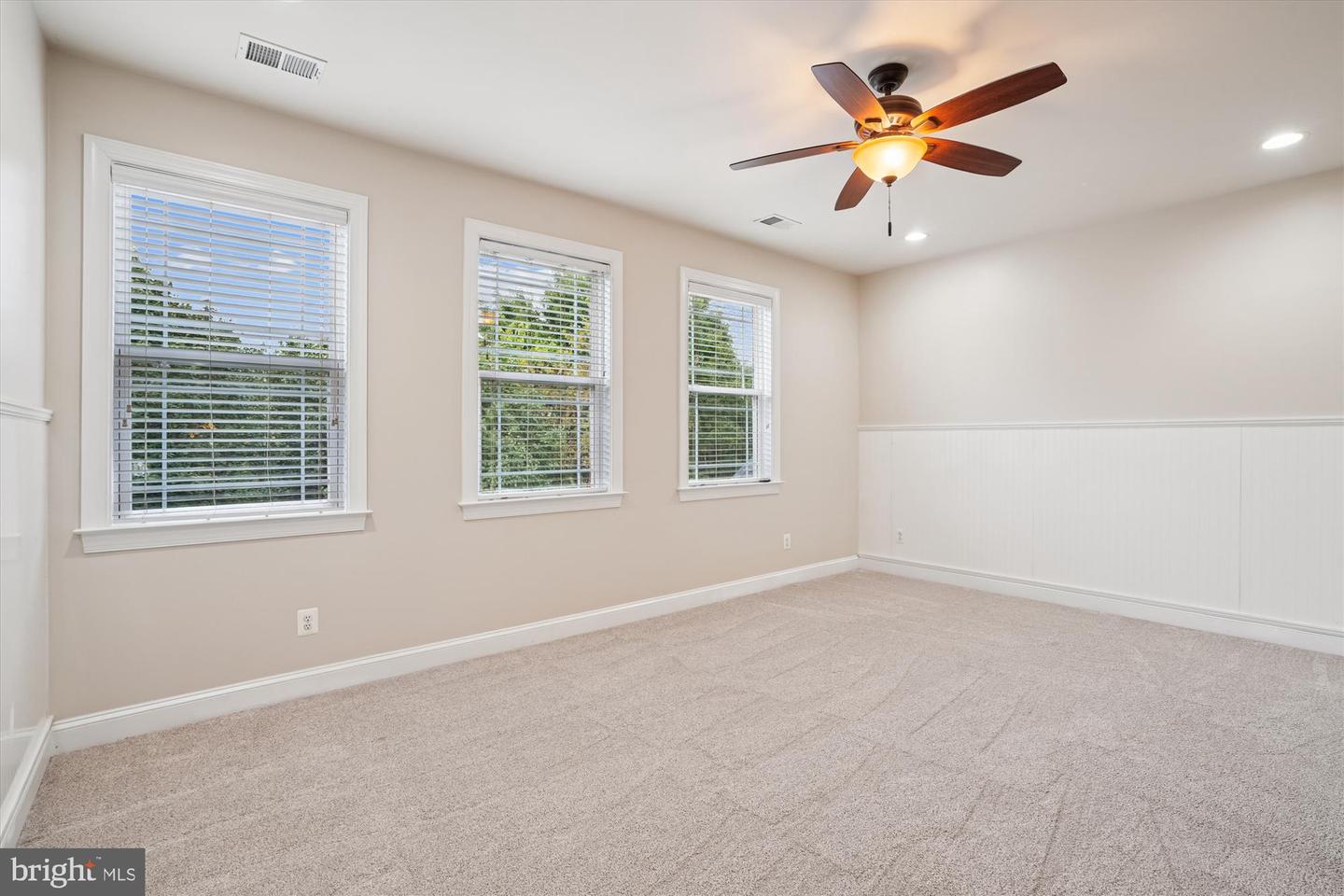8761 FLOWERING DOGWOOD LN, LORTON, Virginia 22079, 6 Bedrooms Bedrooms, ,3 BathroomsBathrooms,Residential,For sale,8761 FLOWERING DOGWOOD LN,VAFX2266914 MLS # VAFX2266914