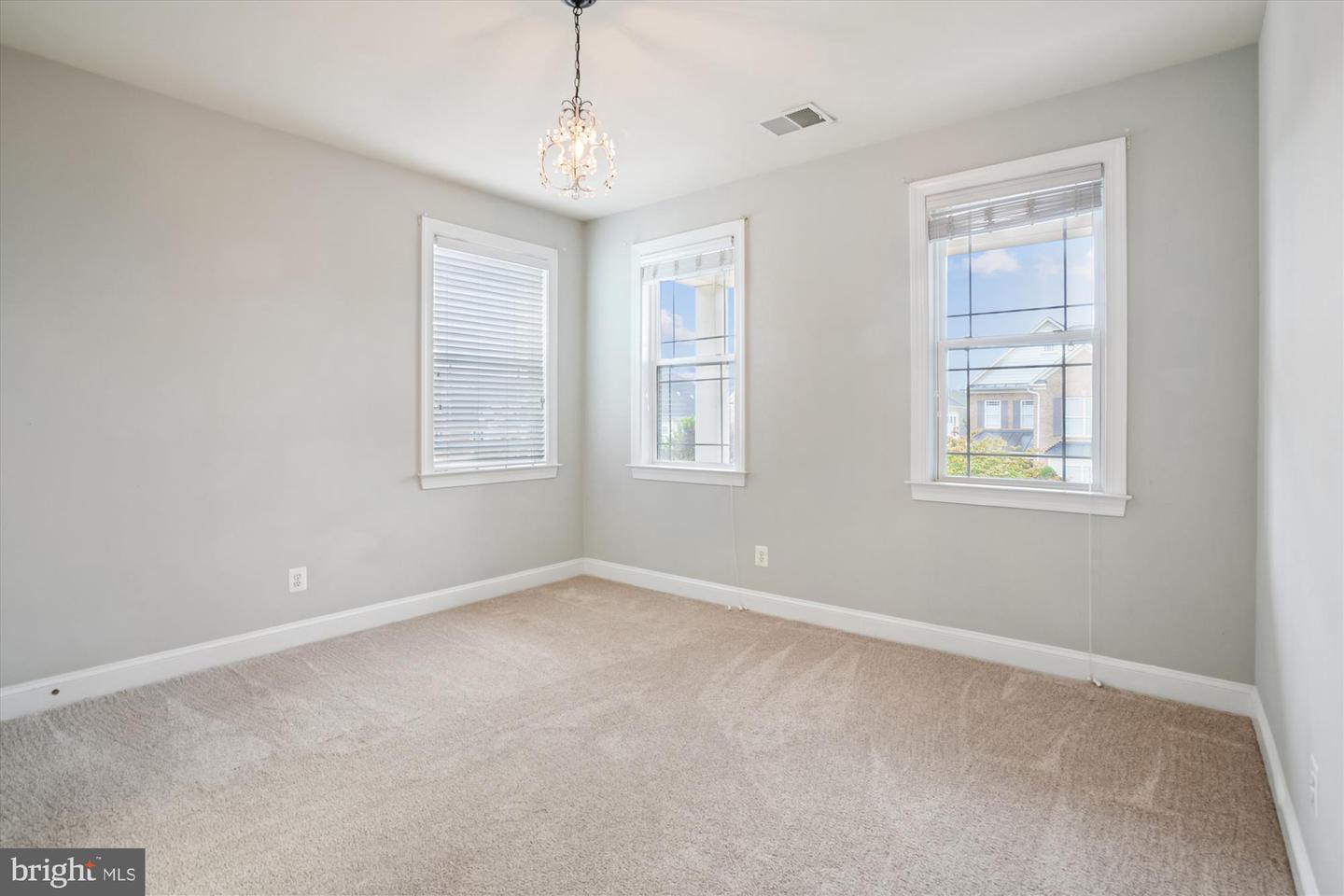 8761 FLOWERING DOGWOOD LN, LORTON, Virginia 22079, 6 Bedrooms Bedrooms, ,3 BathroomsBathrooms,Residential,For sale,8761 FLOWERING DOGWOOD LN,VAFX2266914 MLS # VAFX2266914