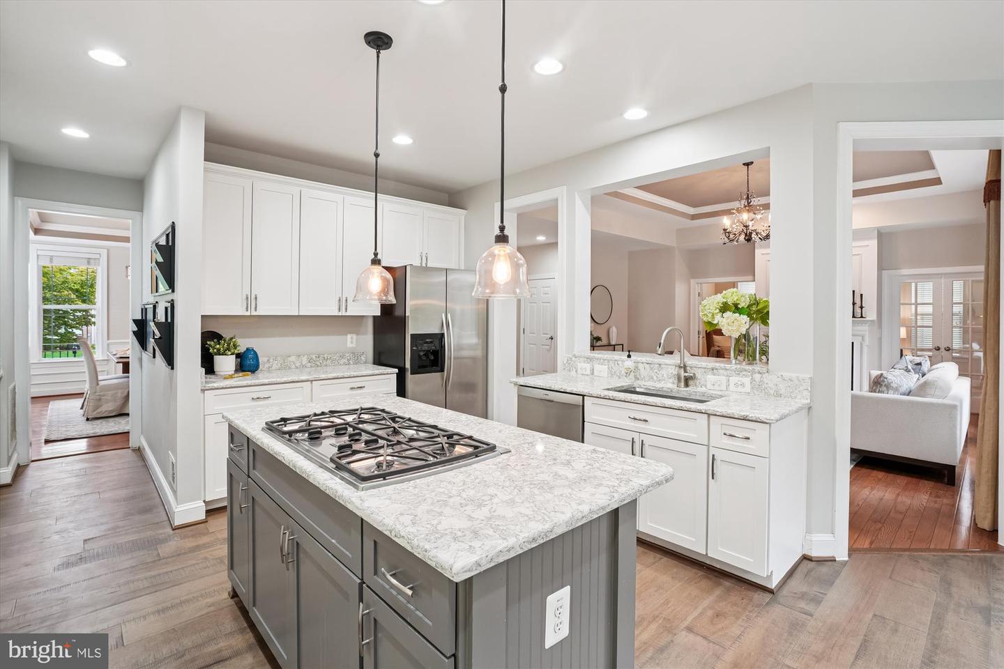 8761 FLOWERING DOGWOOD LN, LORTON, Virginia 22079, 6 Bedrooms Bedrooms, ,3 BathroomsBathrooms,Residential,For sale,8761 FLOWERING DOGWOOD LN,VAFX2266914 MLS # VAFX2266914