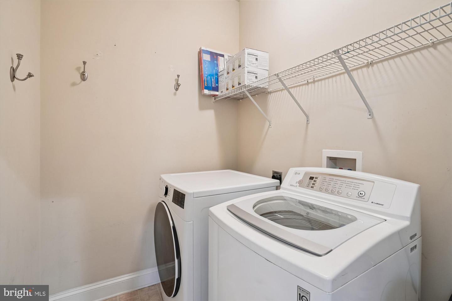 8761 FLOWERING DOGWOOD LN, LORTON, Virginia 22079, 6 Bedrooms Bedrooms, ,3 BathroomsBathrooms,Residential,For sale,8761 FLOWERING DOGWOOD LN,VAFX2266914 MLS # VAFX2266914