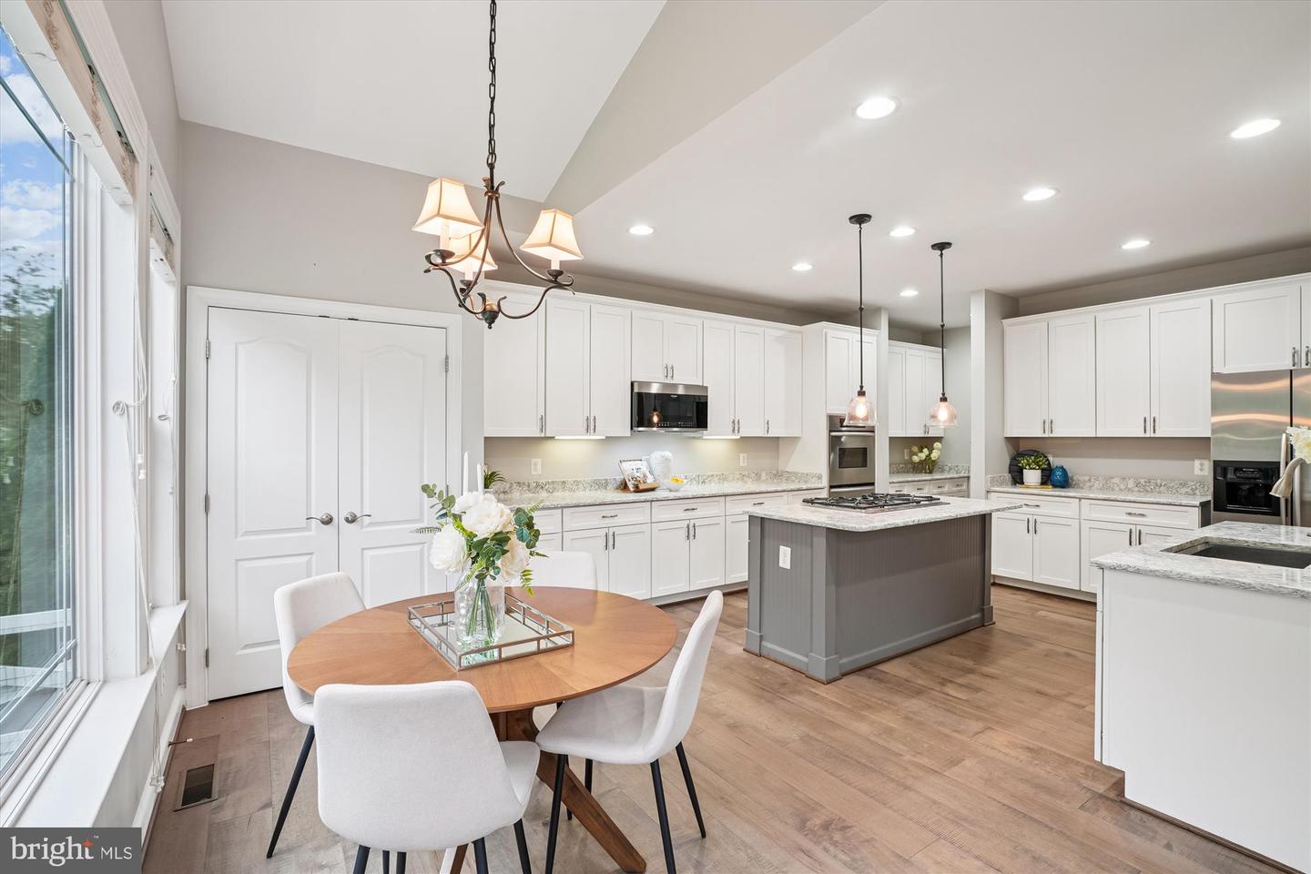 8761 FLOWERING DOGWOOD LN, LORTON, Virginia 22079, 6 Bedrooms Bedrooms, ,3 BathroomsBathrooms,Residential,For sale,8761 FLOWERING DOGWOOD LN,VAFX2266914 MLS # VAFX2266914