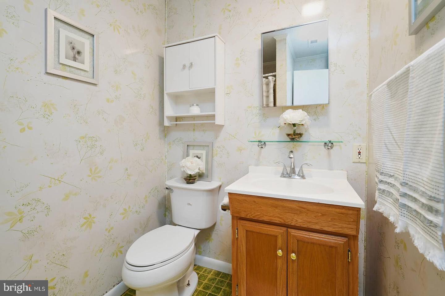 7213 PRINCESS ANNE CT, WARRENTON, Virginia 20187, 4 Bedrooms Bedrooms, ,2 BathroomsBathrooms,Residential,For sale,7213 PRINCESS ANNE CT,VAFQ2018352 MLS # VAFQ2018352
