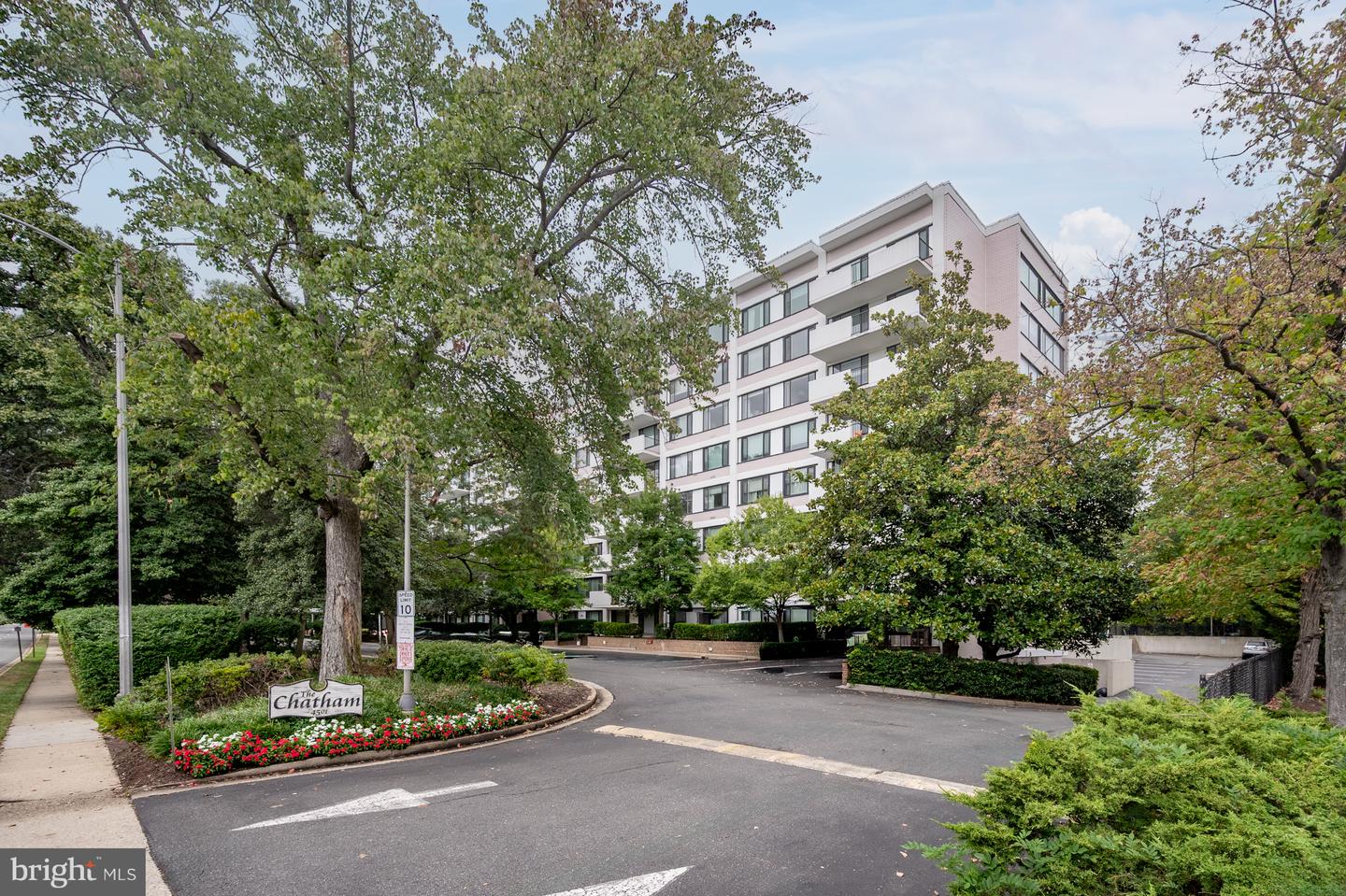 4501 ARLINGTON BLVD #807, ARLINGTON, Virginia 22203, 1 Bedroom Bedrooms, ,1 BathroomBathrooms,Residential,For sale,4501 ARLINGTON BLVD #807,VAAR2063960 MLS # VAAR2063960
