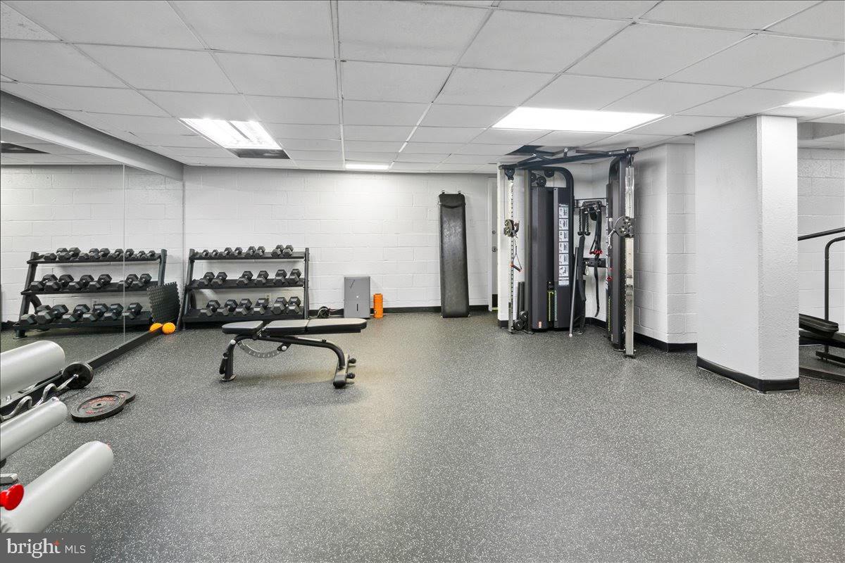 4501 ARLINGTON BLVD #807, ARLINGTON, Virginia 22203, 1 Bedroom Bedrooms, ,1 BathroomBathrooms,Residential,For sale,4501 ARLINGTON BLVD #807,VAAR2063960 MLS # VAAR2063960