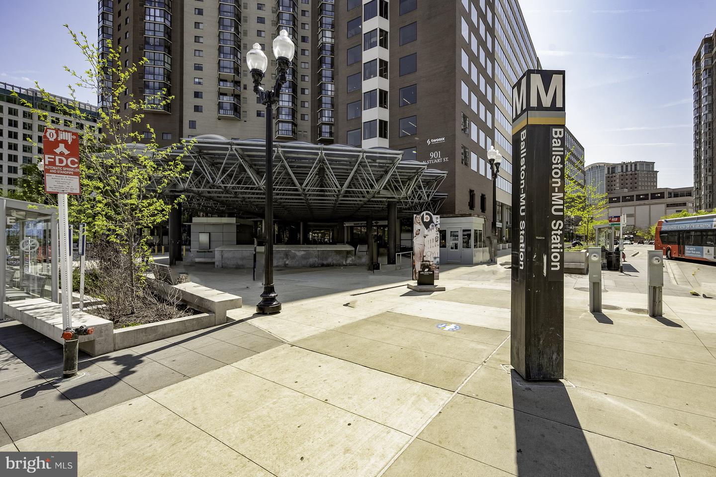 4501 ARLINGTON BLVD #807, ARLINGTON, Virginia 22203, 1 Bedroom Bedrooms, ,1 BathroomBathrooms,Residential,For sale,4501 ARLINGTON BLVD #807,VAAR2063960 MLS # VAAR2063960