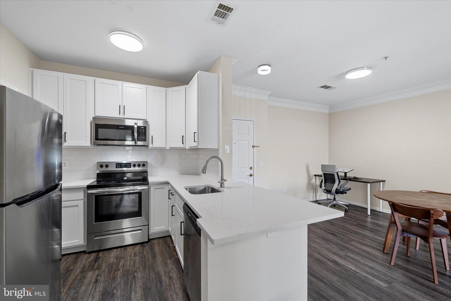 1591 SPRING GATE DR #3311, MCLEAN, Virginia 22102, 1 Bedroom Bedrooms, ,1 BathroomBathrooms,Residential,For sale,1591 SPRING GATE DR #3311,VAFX2268092 MLS # VAFX2268092