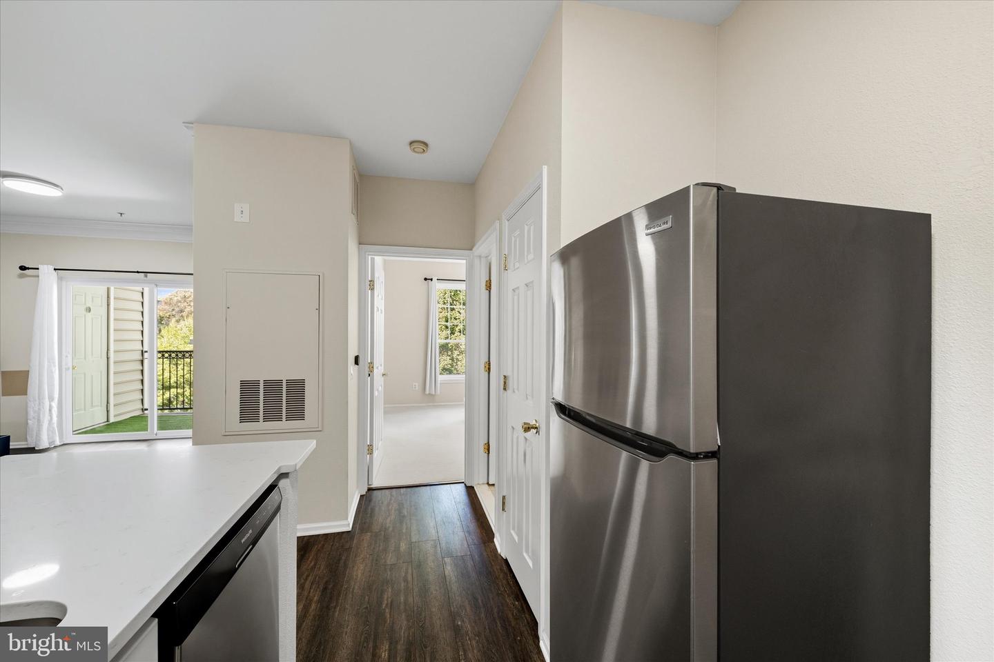 1591 SPRING GATE DR #3311, MCLEAN, Virginia 22102, 1 Bedroom Bedrooms, ,1 BathroomBathrooms,Residential,For sale,1591 SPRING GATE DR #3311,VAFX2268092 MLS # VAFX2268092