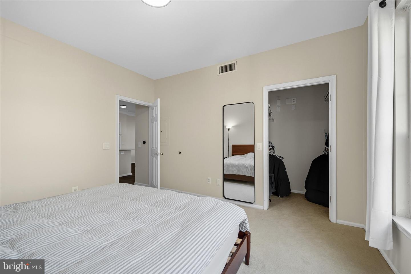 1591 SPRING GATE DR #3311, MCLEAN, Virginia 22102, 1 Bedroom Bedrooms, ,1 BathroomBathrooms,Residential,For sale,1591 SPRING GATE DR #3311,VAFX2268092 MLS # VAFX2268092