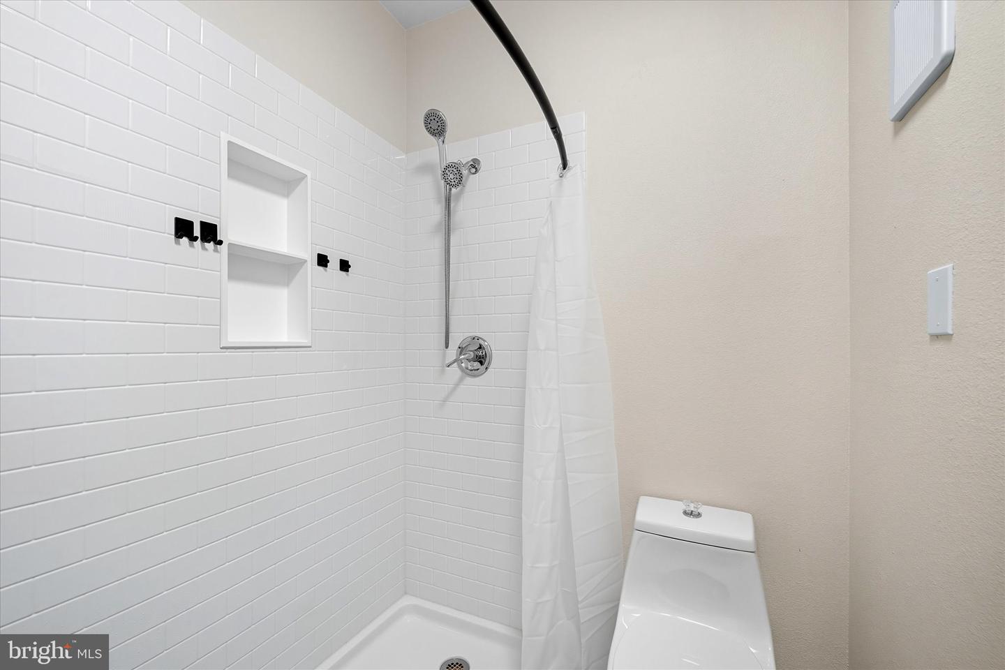 1591 SPRING GATE DR #3311, MCLEAN, Virginia 22102, 1 Bedroom Bedrooms, ,1 BathroomBathrooms,Residential,For sale,1591 SPRING GATE DR #3311,VAFX2268092 MLS # VAFX2268092