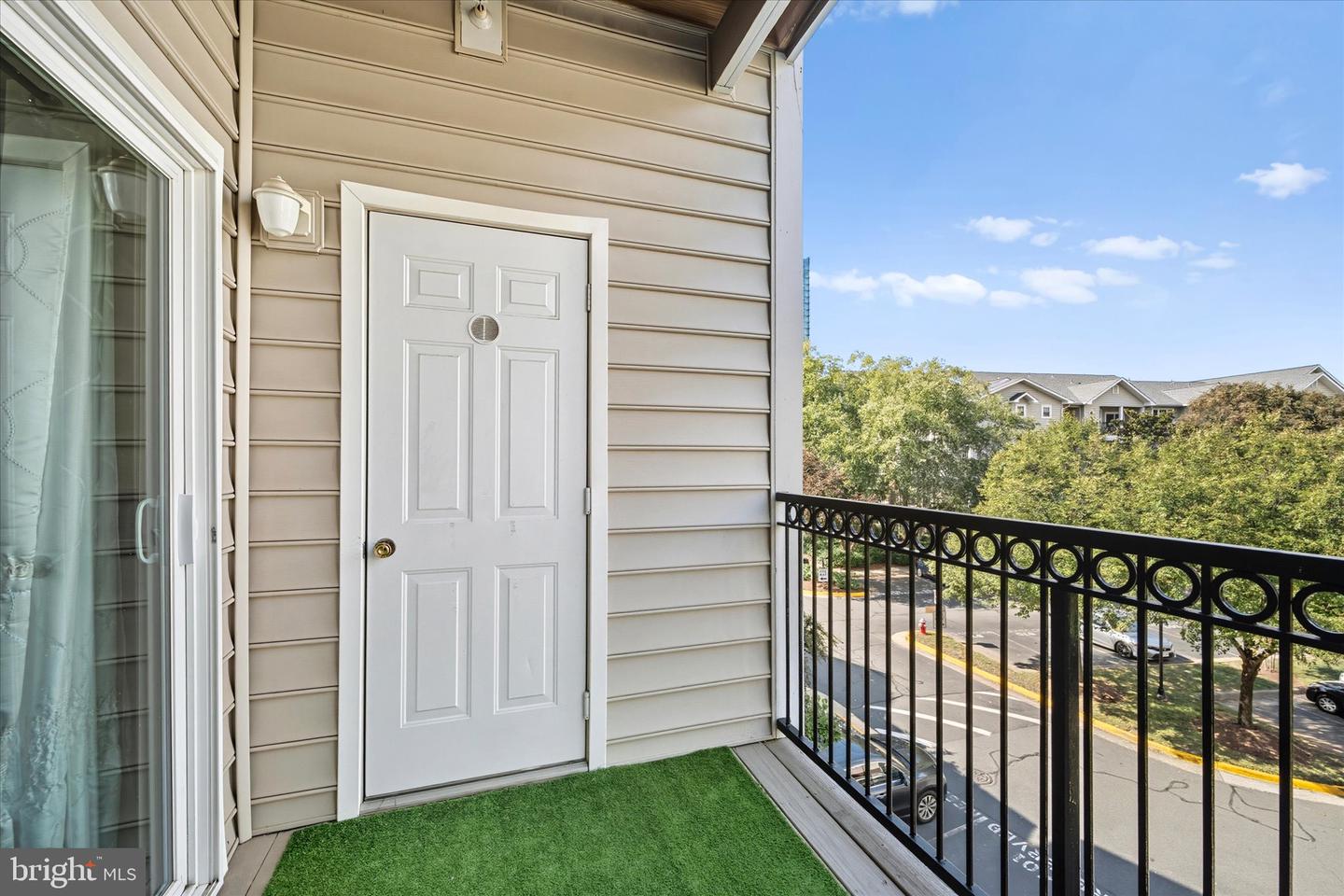 1591 SPRING GATE DR #3311, MCLEAN, Virginia 22102, 1 Bedroom Bedrooms, ,1 BathroomBathrooms,Residential,For sale,1591 SPRING GATE DR #3311,VAFX2268092 MLS # VAFX2268092