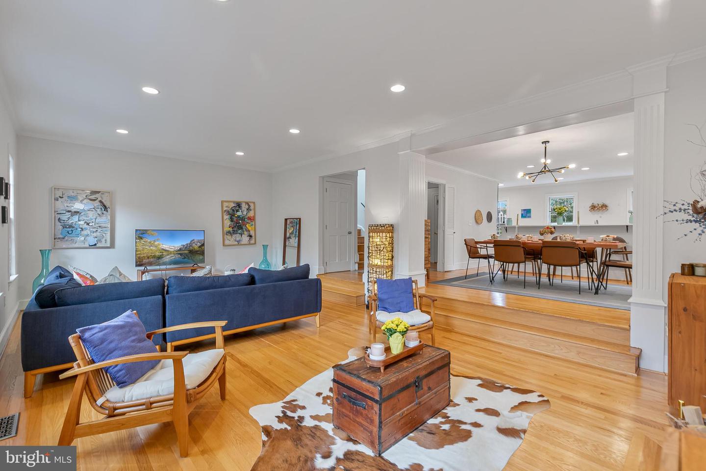 1340 N LYNNBROOK DR, ARLINGTON, Virginia 22201, 5 Bedrooms Bedrooms, ,3 BathroomsBathrooms,Residential,For sale,1340 N LYNNBROOK DR,VAAR2063898 MLS # VAAR2063898