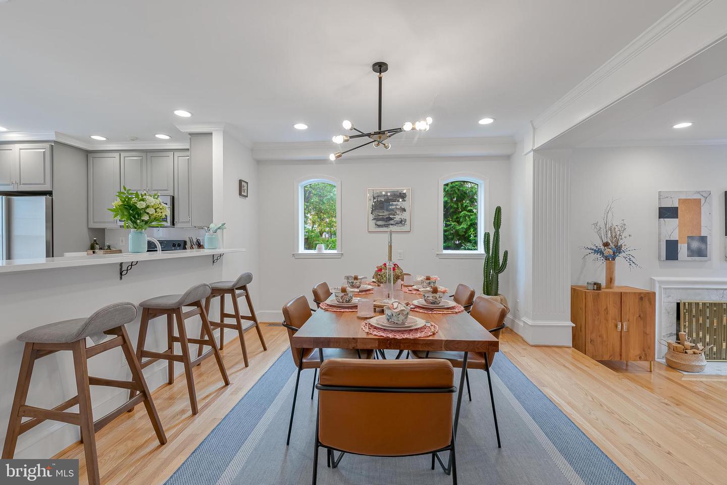 1340 N LYNNBROOK DR, ARLINGTON, Virginia 22201, 5 Bedrooms Bedrooms, ,3 BathroomsBathrooms,Residential,For sale,1340 N LYNNBROOK DR,VAAR2063898 MLS # VAAR2063898