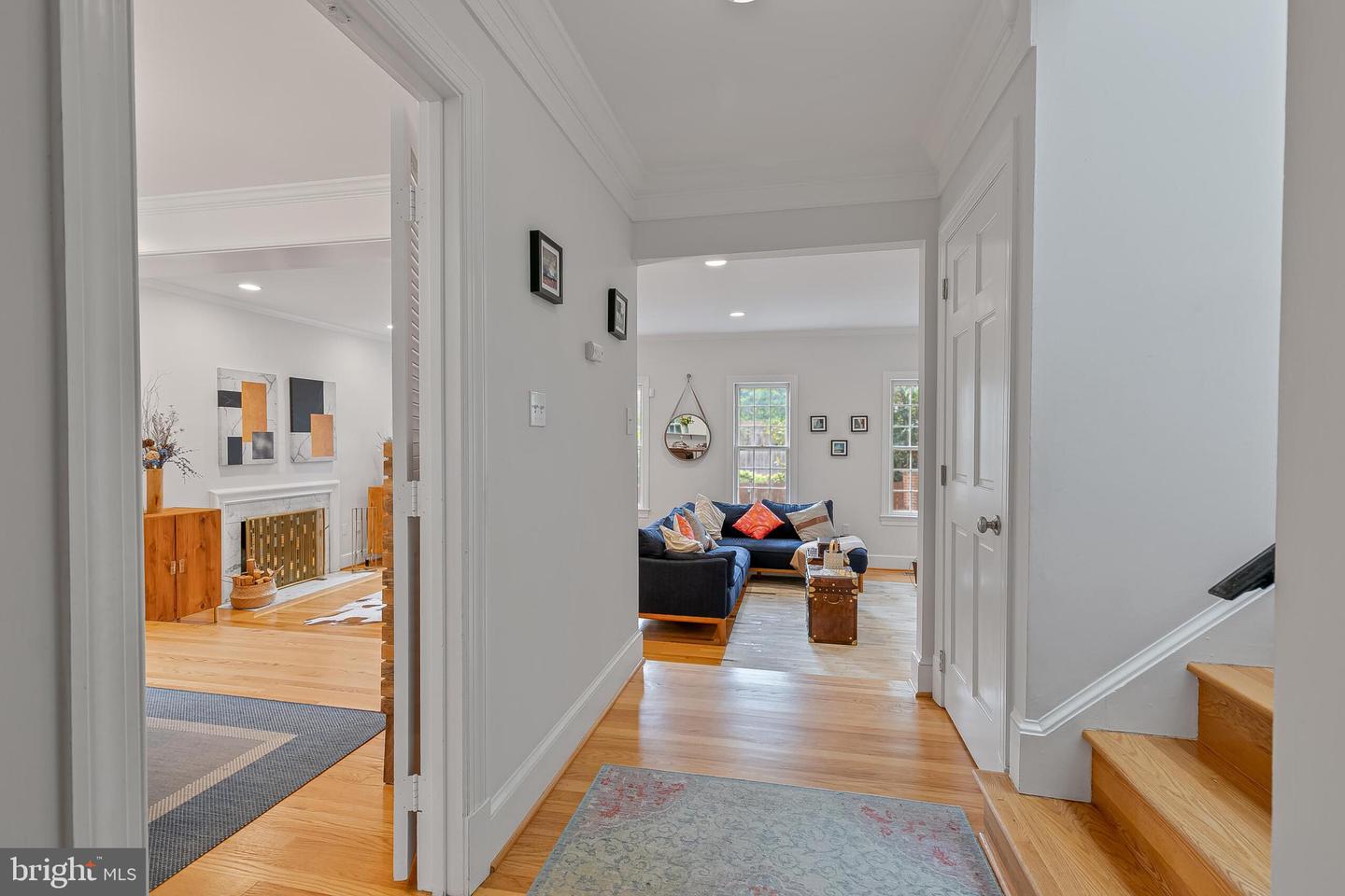 1340 N LYNNBROOK DR, ARLINGTON, Virginia 22201, 5 Bedrooms Bedrooms, ,3 BathroomsBathrooms,Residential,For sale,1340 N LYNNBROOK DR,VAAR2063898 MLS # VAAR2063898
