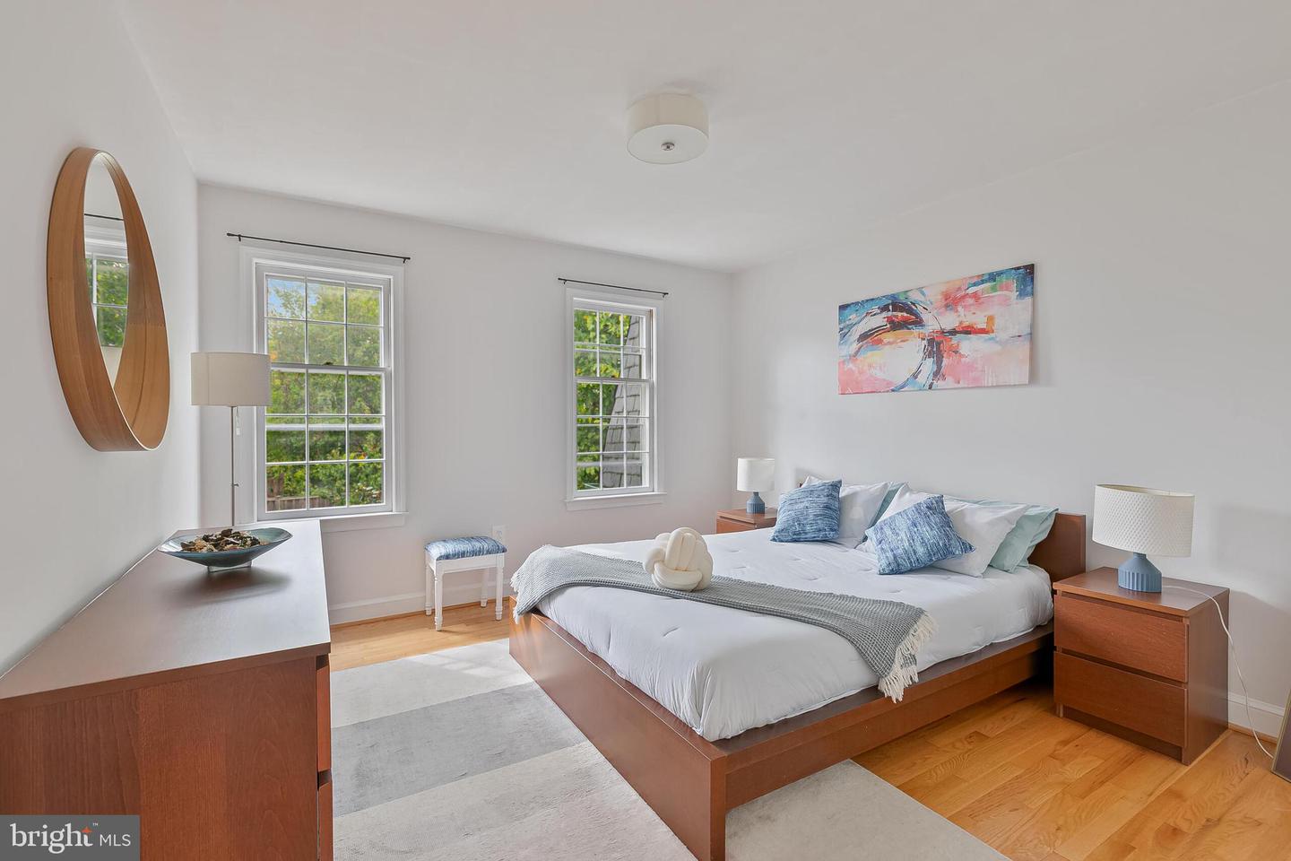 1340 N LYNNBROOK DR, ARLINGTON, Virginia 22201, 5 Bedrooms Bedrooms, ,3 BathroomsBathrooms,Residential,For sale,1340 N LYNNBROOK DR,VAAR2063898 MLS # VAAR2063898