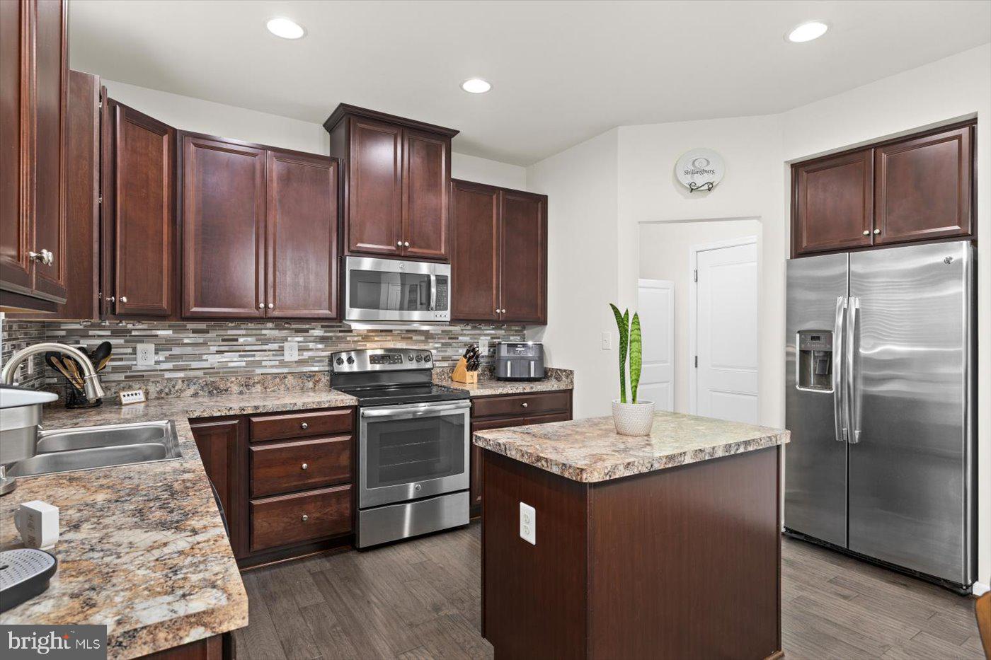 12231 SALT CEDAR LN, CULPEPER, Virginia 22701, 5 Bedrooms Bedrooms, ,3 BathroomsBathrooms,Residential,For sale,12231 SALT CEDAR LN,VACU2011612 MLS # VACU2011612