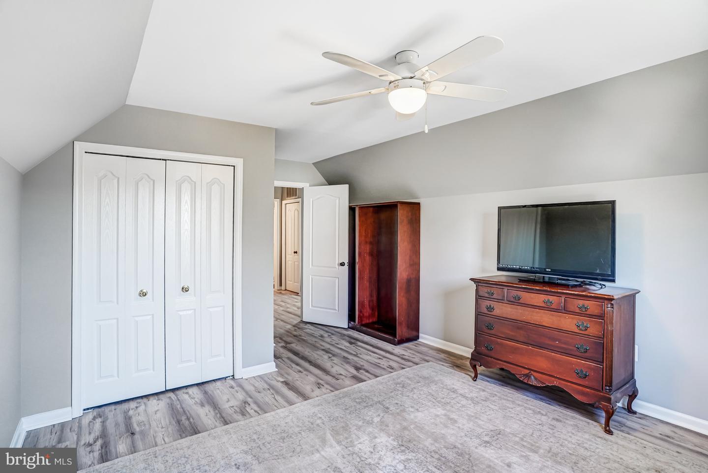 20530 DILLONVALE TER, ASHBURN, Virginia 20147, 3 Bedrooms Bedrooms, 13 Rooms Rooms,2 BathroomsBathrooms,Residential,For sale,20530 DILLONVALE TER,VALO2107242 MLS # VALO2107242