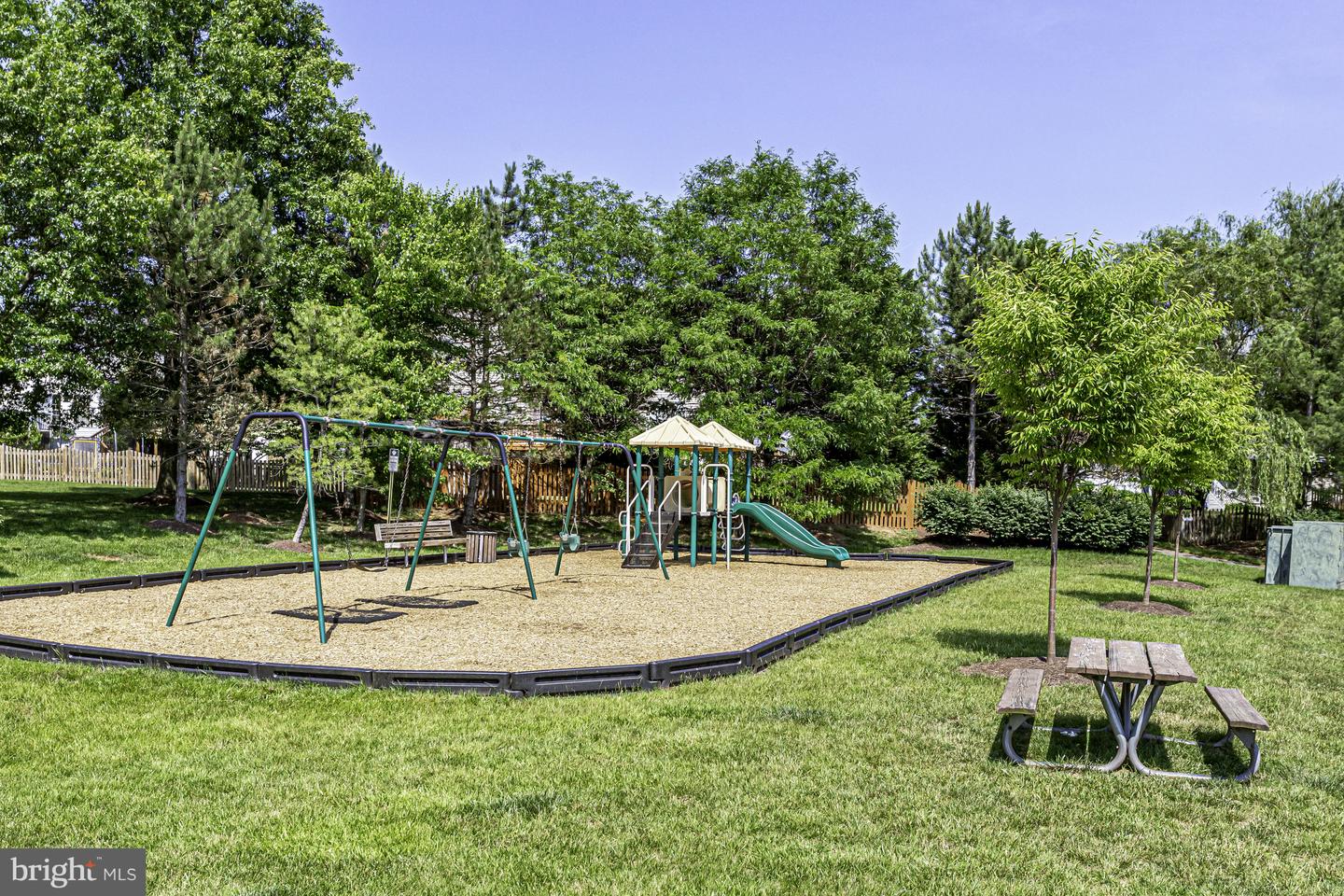 20530 DILLONVALE TER, ASHBURN, Virginia 20147, 3 Bedrooms Bedrooms, 13 Rooms Rooms,2 BathroomsBathrooms,Residential,For sale,20530 DILLONVALE TER,VALO2107242 MLS # VALO2107242