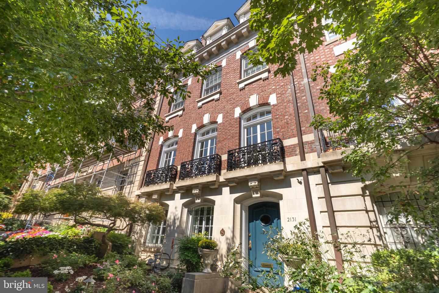 2131 BANCROFT PL NW, WASHINGTON, District Of Columbia 20008, 4 Bedrooms Bedrooms, ,3 BathroomsBathrooms,Residential,For sale,2131 BANCROFT PL NW,DCDC2223482 MLS # DCDC2223482