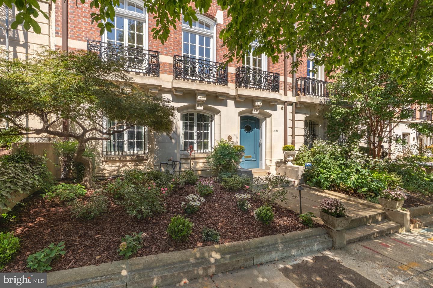 2131 BANCROFT PL NW, WASHINGTON, District Of Columbia 20008, 4 Bedrooms Bedrooms, ,3 BathroomsBathrooms,Residential,For sale,2131 BANCROFT PL NW,DCDC2223482 MLS # DCDC2223482
