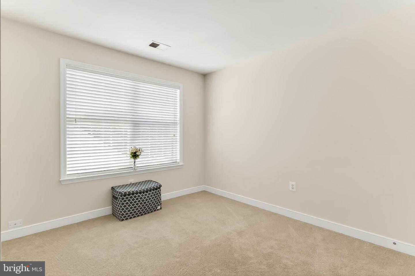 13441 KERR CT, WOODBRIDGE, Virginia 22193, 5 Bedrooms Bedrooms, ,3 BathroomsBathrooms,Residential,For sale,13441 KERR CT,VAPW2104456 MLS # VAPW2104456