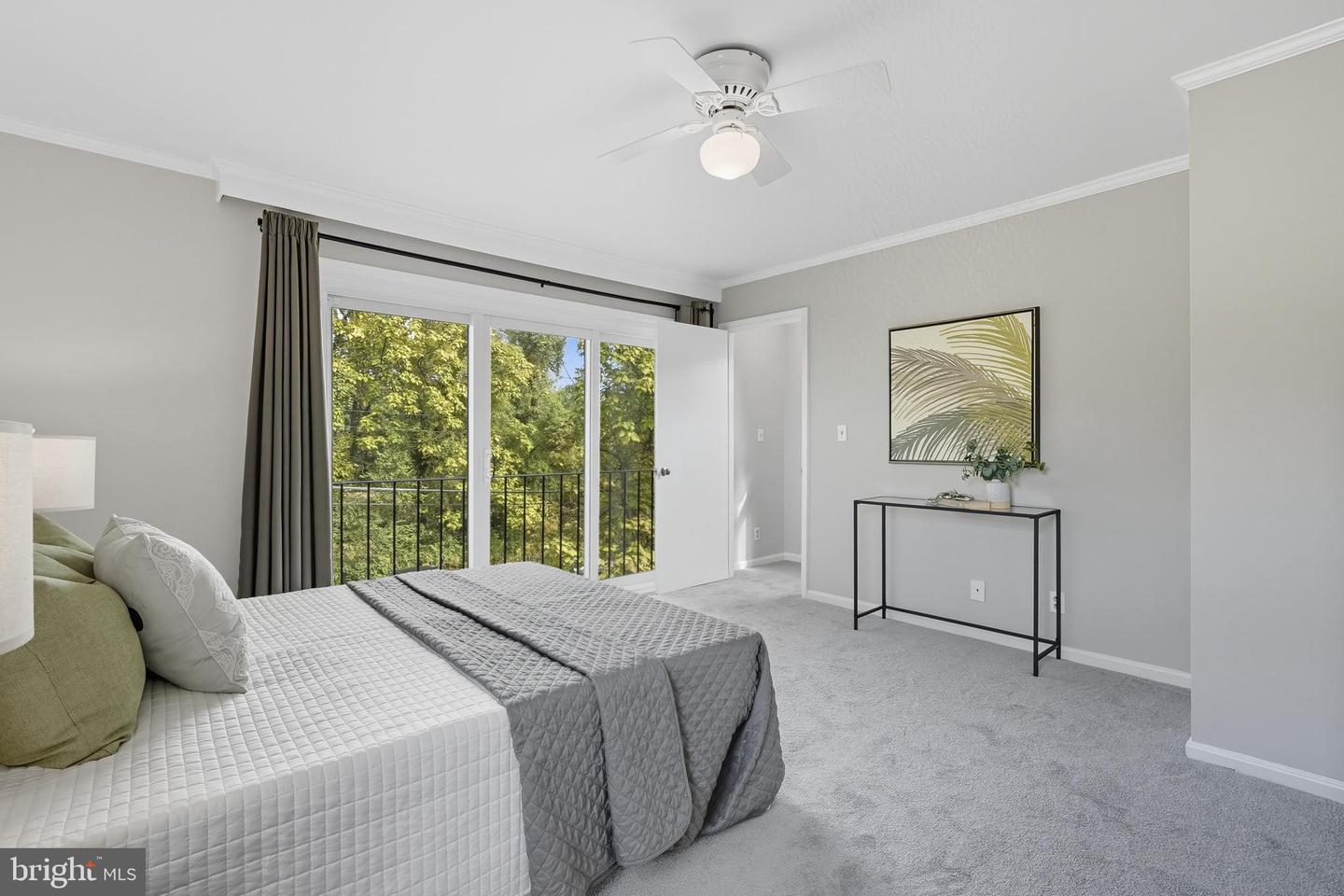 4812 FAIRFAX DR, ARLINGTON, Virginia 22203, 3 Bedrooms Bedrooms, 8 Rooms Rooms,2 BathroomsBathrooms,Residential,For sale,4812 FAIRFAX DR,VAAR2064026 MLS # VAAR2064026