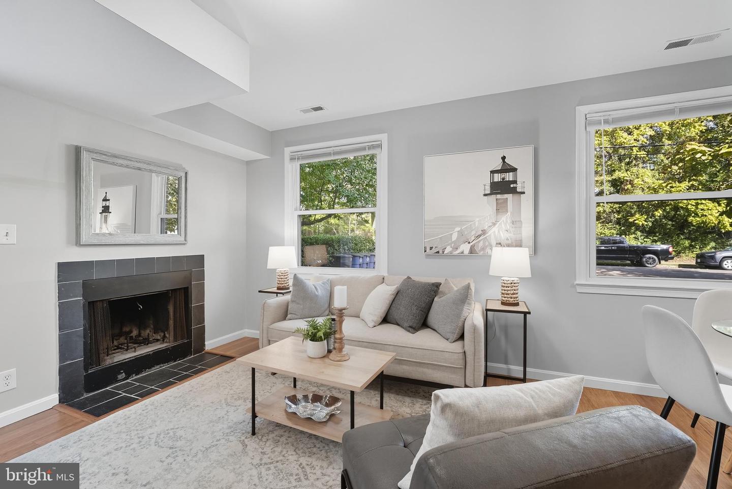 4812 FAIRFAX DR, ARLINGTON, Virginia 22203, 3 Bedrooms Bedrooms, 8 Rooms Rooms,2 BathroomsBathrooms,Residential,For sale,4812 FAIRFAX DR,VAAR2064026 MLS # VAAR2064026