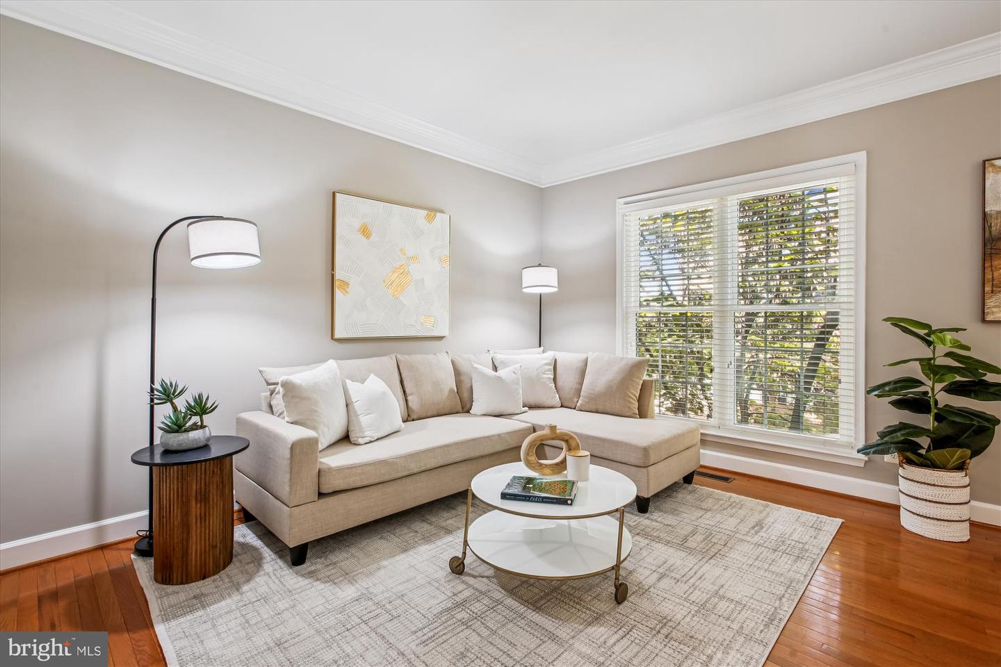 5997 GRAND PAVILION WAY, ALEXANDRIA, Virginia 22303, 4 Bedrooms Bedrooms, ,3 BathroomsBathrooms,Residential,For sale,5997 GRAND PAVILION WAY,VAFX2268530 MLS # VAFX2268530