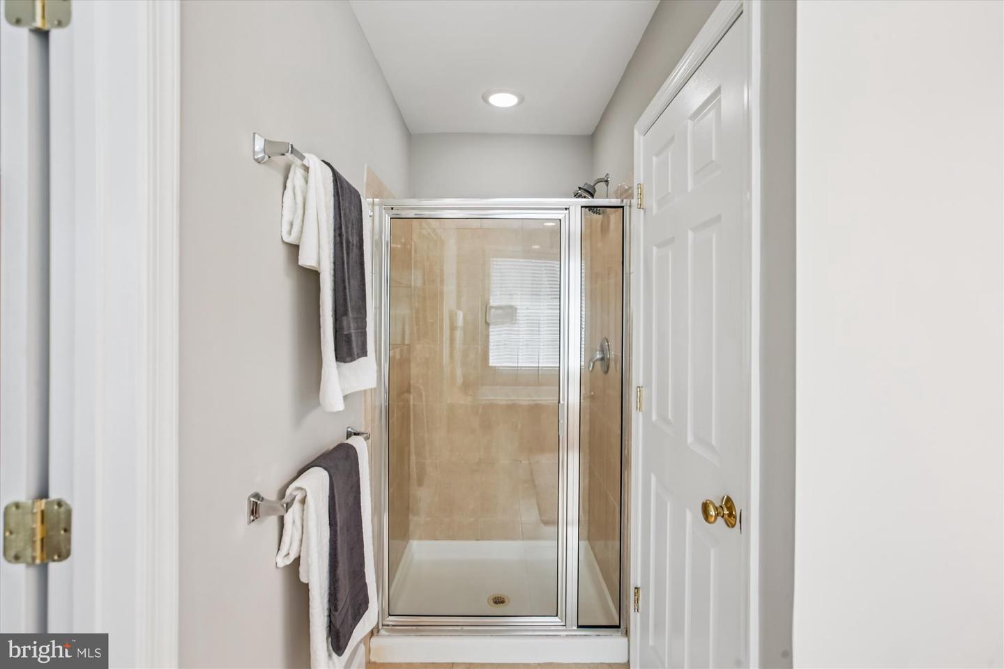 5997 GRAND PAVILION WAY, ALEXANDRIA, Virginia 22303, 4 Bedrooms Bedrooms, ,3 BathroomsBathrooms,Residential,For sale,5997 GRAND PAVILION WAY,VAFX2268530 MLS # VAFX2268530