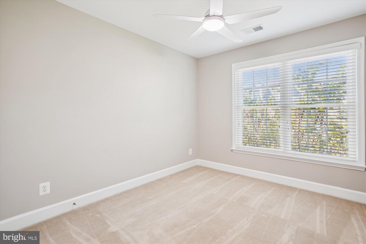 5997 GRAND PAVILION WAY, ALEXANDRIA, Virginia 22303, 4 Bedrooms Bedrooms, ,3 BathroomsBathrooms,Residential,For sale,5997 GRAND PAVILION WAY,VAFX2268530 MLS # VAFX2268530
