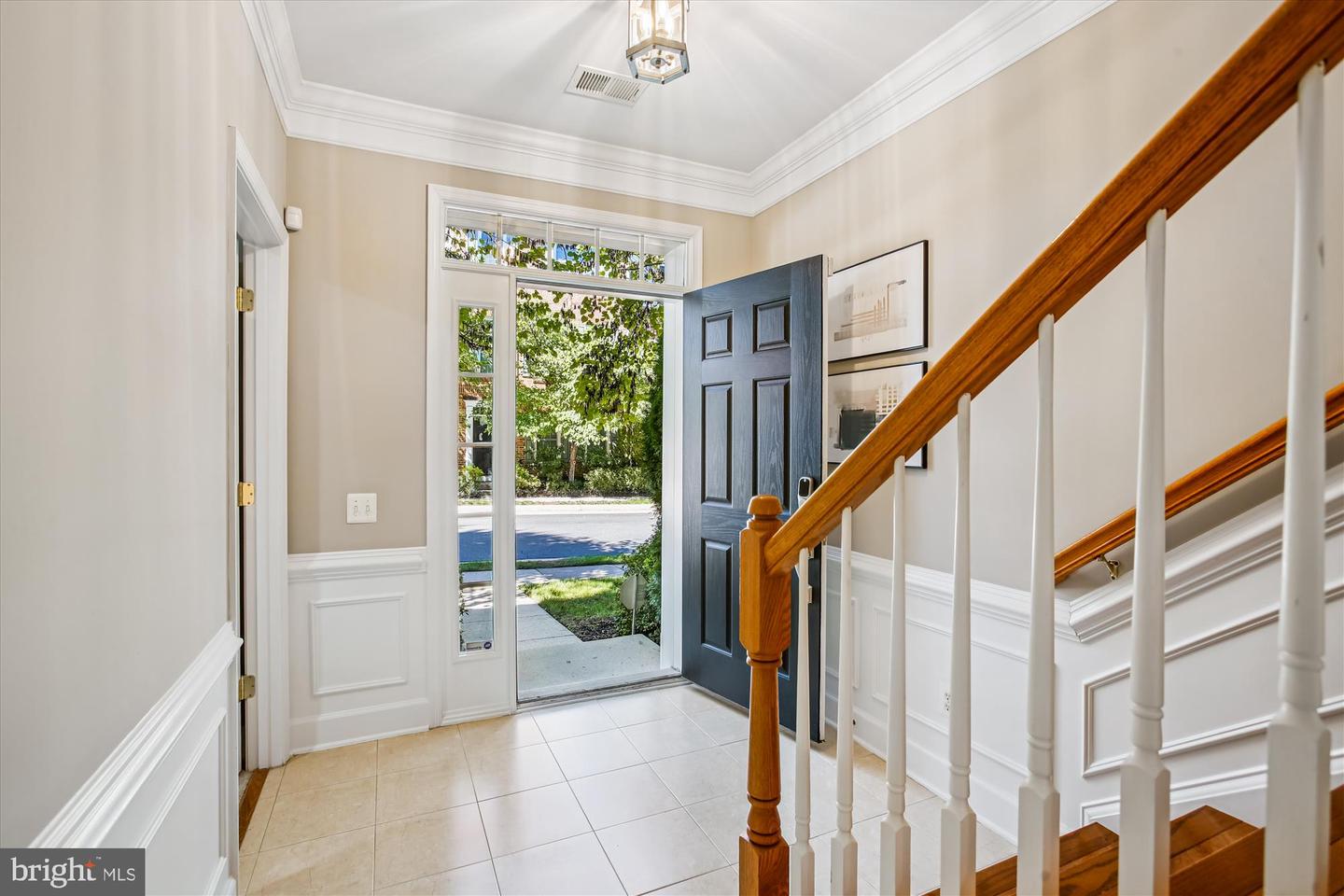 5997 GRAND PAVILION WAY, ALEXANDRIA, Virginia 22303, 4 Bedrooms Bedrooms, ,3 BathroomsBathrooms,Residential,For sale,5997 GRAND PAVILION WAY,VAFX2268530 MLS # VAFX2268530
