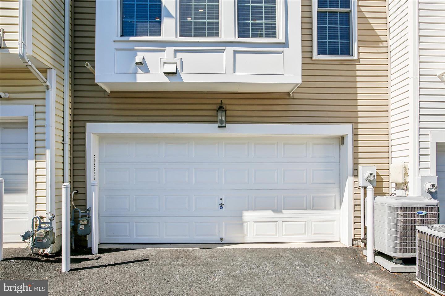 5997 GRAND PAVILION WAY, ALEXANDRIA, Virginia 22303, 4 Bedrooms Bedrooms, ,3 BathroomsBathrooms,Residential,For sale,5997 GRAND PAVILION WAY,VAFX2268530 MLS # VAFX2268530
