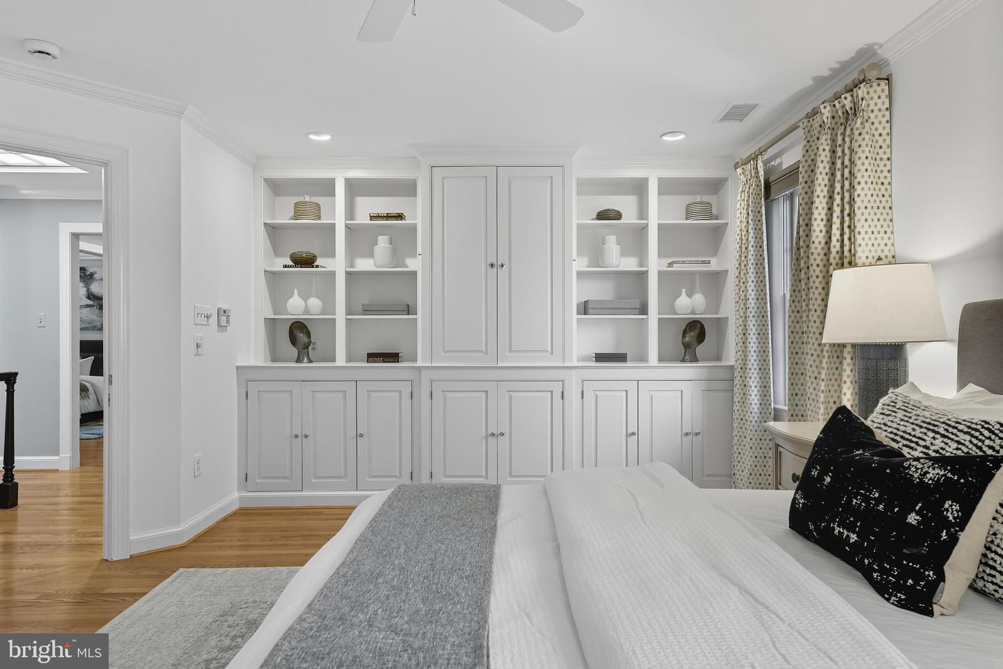 2911 EDDINGTON TER, ALEXANDRIA, Virginia 22302, 4 Bedrooms Bedrooms, ,3 BathroomsBathrooms,Residential,For sale,2911 EDDINGTON TER,VAAX2050042 MLS # VAAX2050042