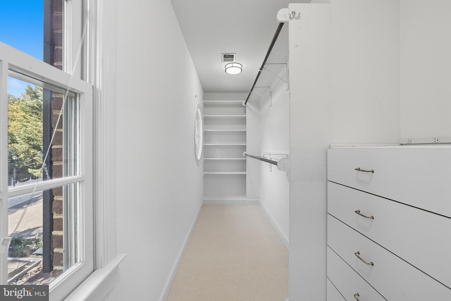 2911 EDDINGTON TER, ALEXANDRIA, Virginia 22302, 4 Bedrooms Bedrooms, ,3 BathroomsBathrooms,Residential,For sale,2911 EDDINGTON TER,VAAX2050042 MLS # VAAX2050042