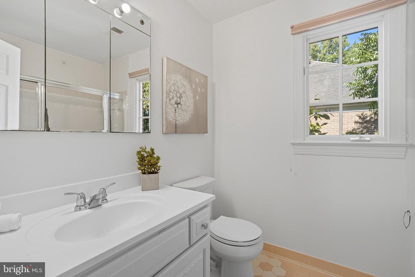 2911 EDDINGTON TER, ALEXANDRIA, Virginia 22302, 4 Bedrooms Bedrooms, ,3 BathroomsBathrooms,Residential,For sale,2911 EDDINGTON TER,VAAX2050042 MLS # VAAX2050042