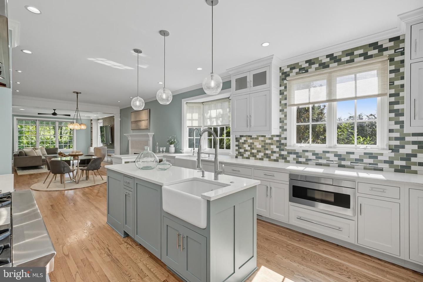 2911 EDDINGTON TER, ALEXANDRIA, Virginia 22302, 4 Bedrooms Bedrooms, ,3 BathroomsBathrooms,Residential,For sale,2911 EDDINGTON TER,VAAX2050042 MLS # VAAX2050042
