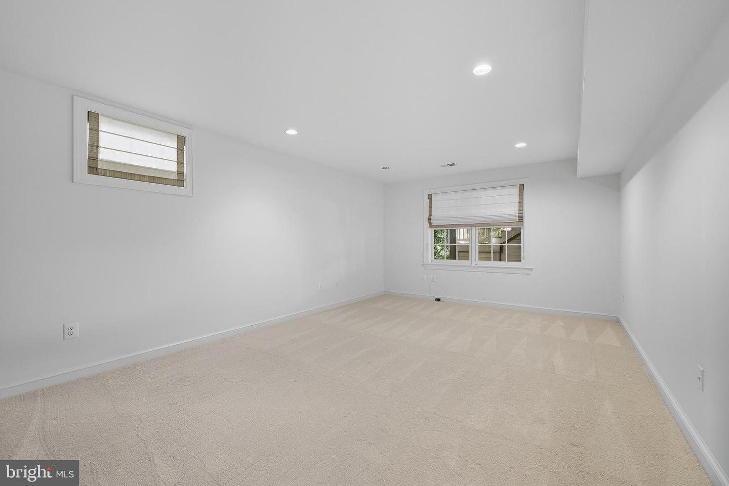 2911 EDDINGTON TER, ALEXANDRIA, Virginia 22302, 4 Bedrooms Bedrooms, ,3 BathroomsBathrooms,Residential,For sale,2911 EDDINGTON TER,VAAX2050042 MLS # VAAX2050042