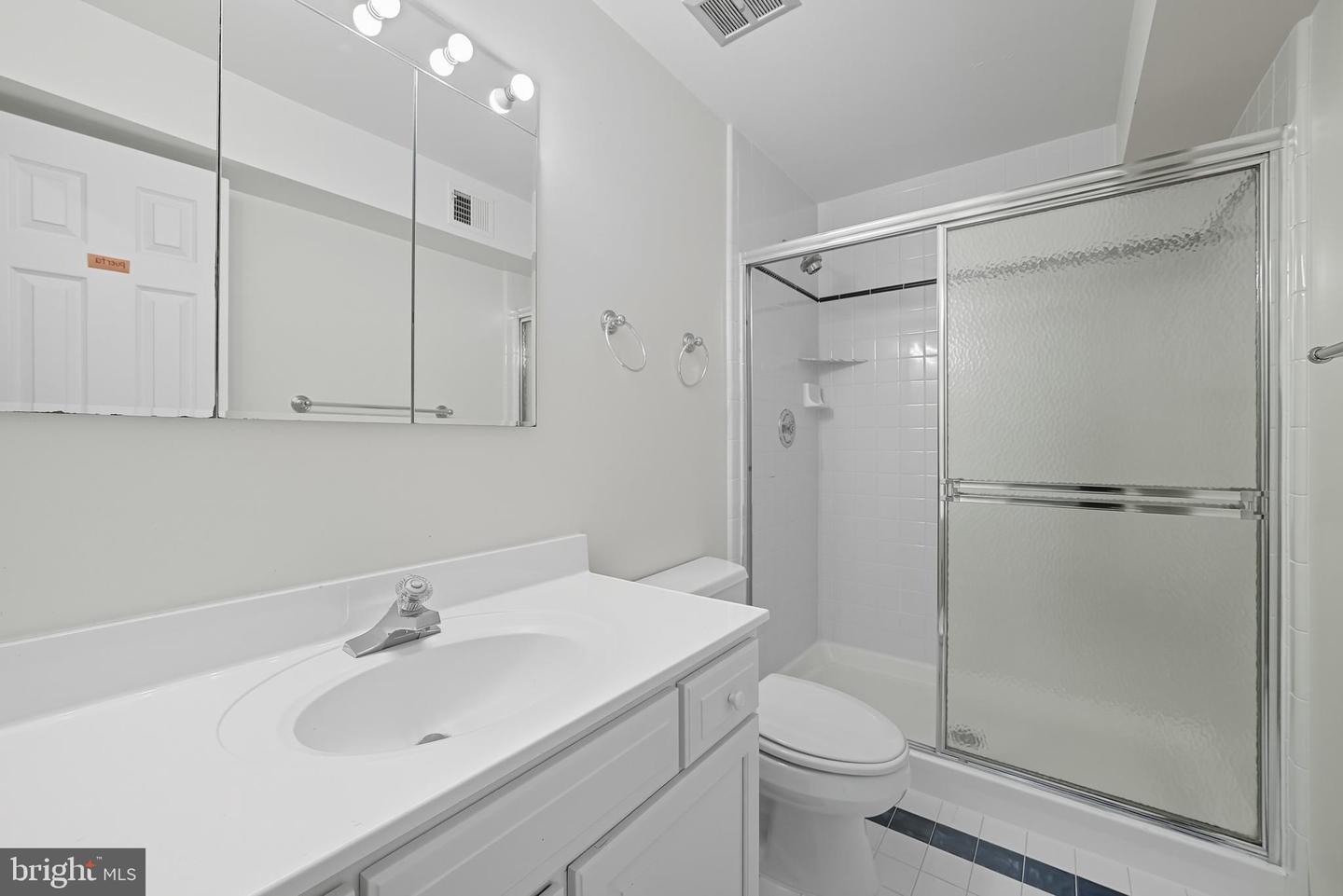 2911 EDDINGTON TER, ALEXANDRIA, Virginia 22302, 4 Bedrooms Bedrooms, ,3 BathroomsBathrooms,Residential,For sale,2911 EDDINGTON TER,VAAX2050042 MLS # VAAX2050042