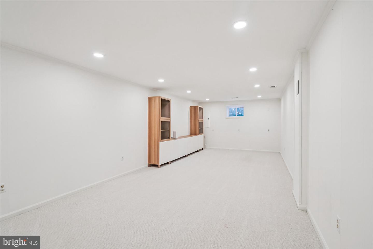 5538 SHOOTERS HILL LN, FAIRFAX, Virginia 22032, 4 Bedrooms Bedrooms, ,3 BathroomsBathrooms,Residential,For sale,5538 SHOOTERS HILL LN,VAFX2268710 MLS # VAFX2268710