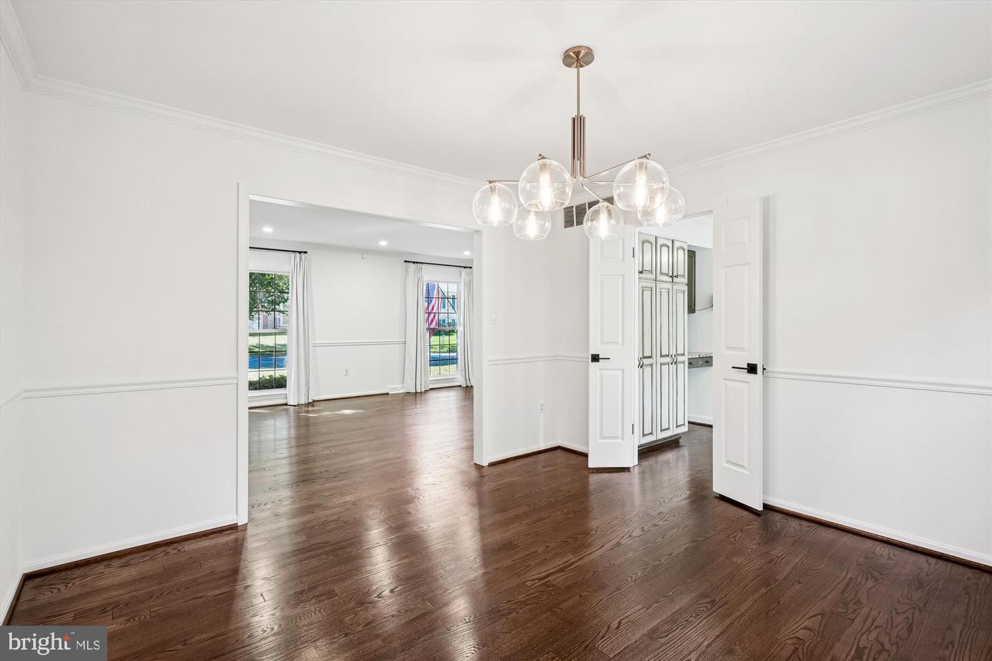 5538 SHOOTERS HILL LN, FAIRFAX, Virginia 22032, 4 Bedrooms Bedrooms, ,3 BathroomsBathrooms,Residential,For sale,5538 SHOOTERS HILL LN,VAFX2268710 MLS # VAFX2268710