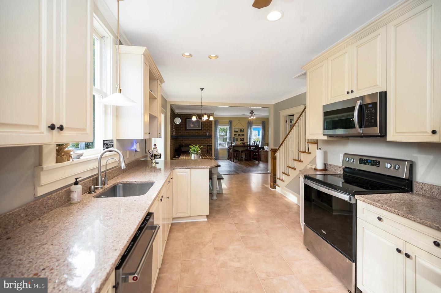 11236 GWATHMEY CHURCH RD, ASHLAND, Virginia 23005, 5 Bedrooms Bedrooms, ,3 BathroomsBathrooms,Residential,For sale,11236 GWATHMEY CHURCH RD,VAHA2001072 MLS # VAHA2001072