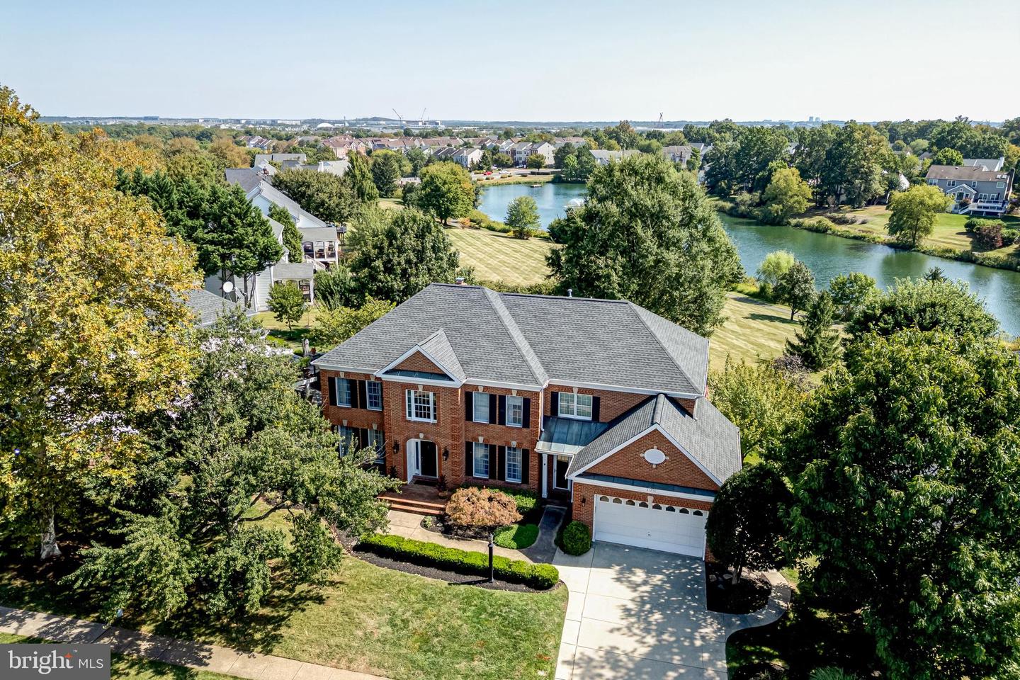 21250 DUBOIS CT, ASHBURN, Virginia 20147, 5 Bedrooms Bedrooms, 9 Rooms Rooms,4 BathroomsBathrooms,Residential,For sale,21250 DUBOIS CT,VALO2107432 MLS # VALO2107432